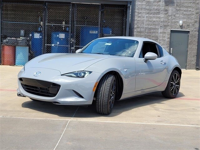 2025 Mazda MX-5 Miata Miata RF Grand Touring photo 3