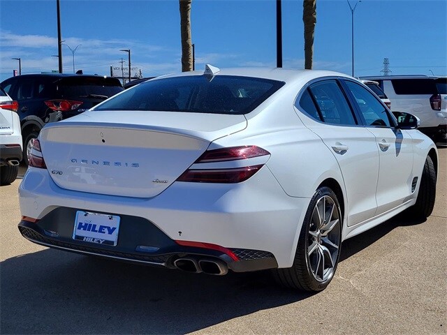 2023 Genesis G70 2.0T photo 4
