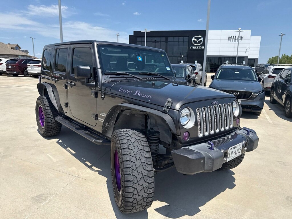 Used 2016 Jeep Wrangler Unlimited Sahara SUV
