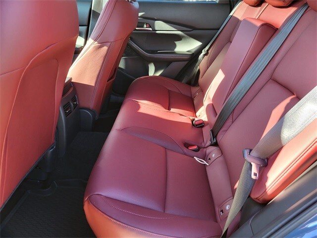2025 Mazda CX-30 Carbon Edition - Photo 12