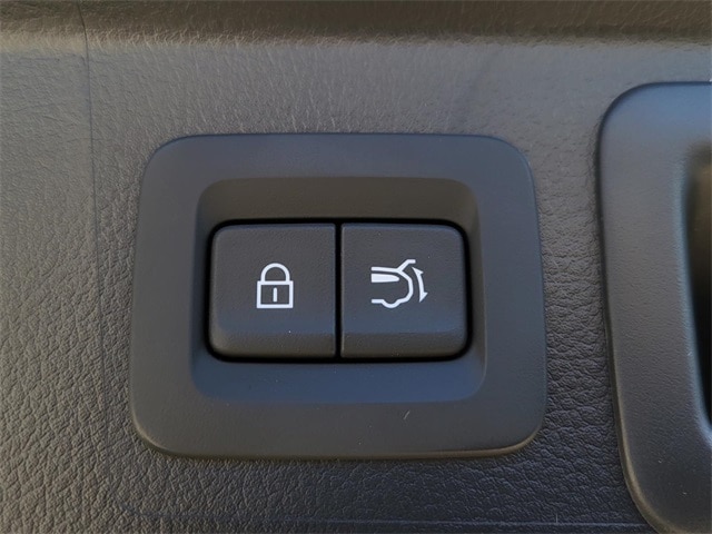 2025 Mazda CX-50 Premium - Photo 11