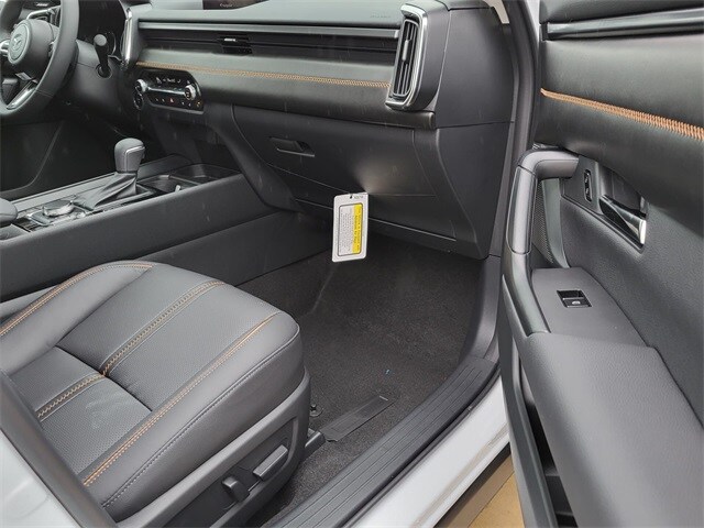 2025 Mazda CX-50 Premium Plus - Photo 8