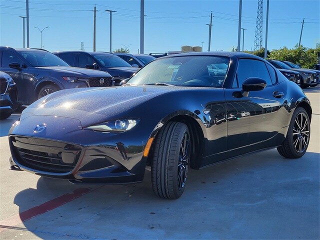 2024 Mazda MX-5 Miata Miata RF Grand Touring photo 2
