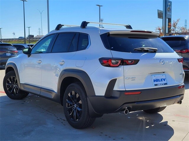 2025 Mazda CX-50 2.5 Select photo 3