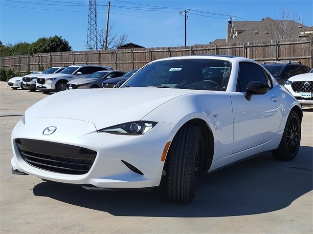 2025 Mazda MX-5 Miata Miata RF photo 2