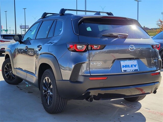 2025 Mazda CX-50 Premium photo 3