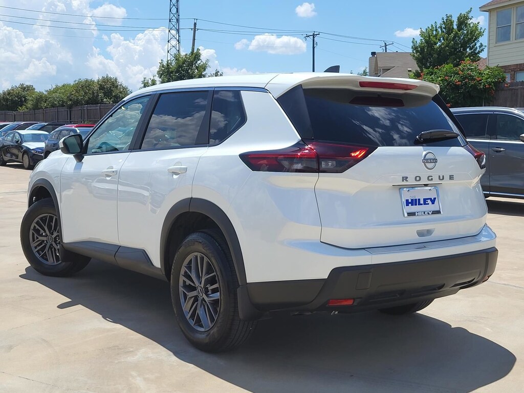 Used 2026 Nissan Rogue SV SUV