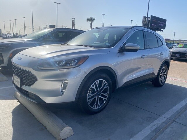 2020 Ford Escape SEL photo 4