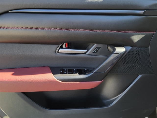 2025 Mazda CX-50 Premium - Photo 17