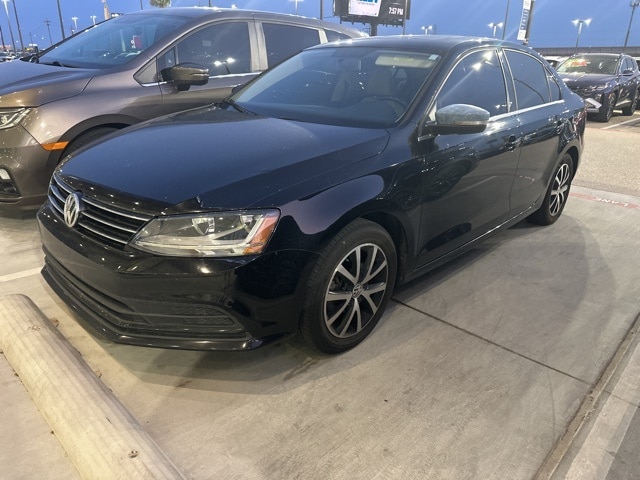 Used 2017 Volkswagen Jetta SE with VIN 3VWDB7AJ2HM391623 for sale in Arlington, TX