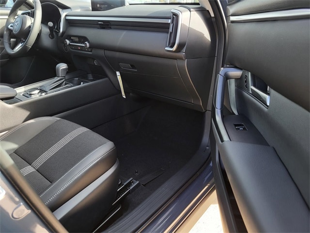 2025 Mazda CX-50 Preferred - Photo 8
