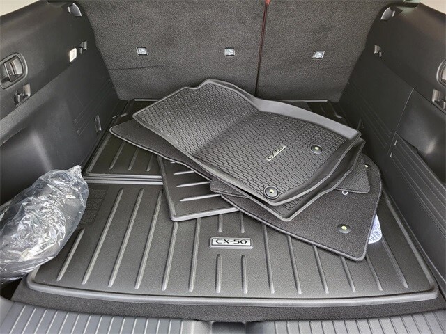 2025 Mazda CX-50 Premium - Photo 10