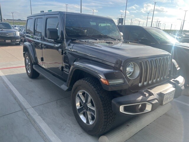 2019 Jeep Wrangler Unlimited Sahara photo 2