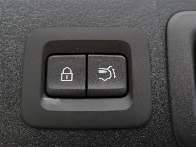 2025 Mazda CX-30 Premium - Photo 10