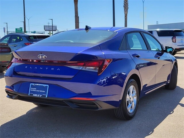 2023 Hyundai Elantra SE photo 4