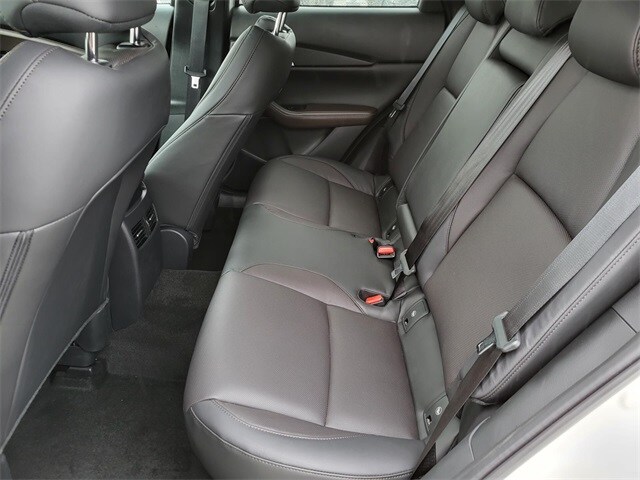 2025 Mazda CX-30 Premium - Photo 12