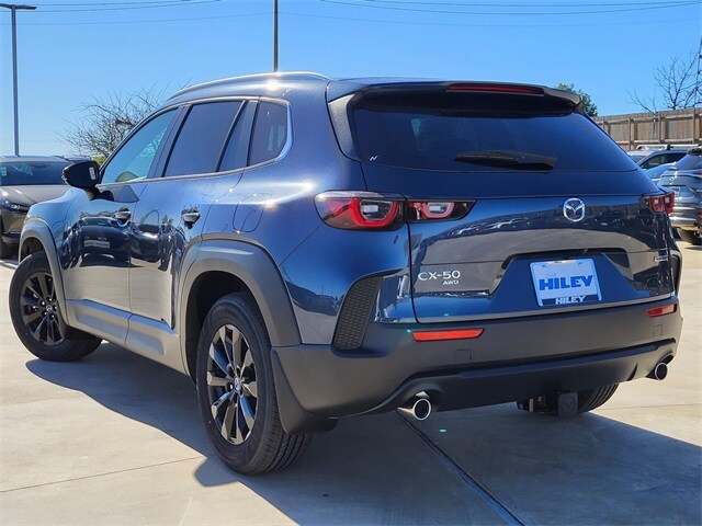 2025 Mazda CX-50 2.5 Select photo 3