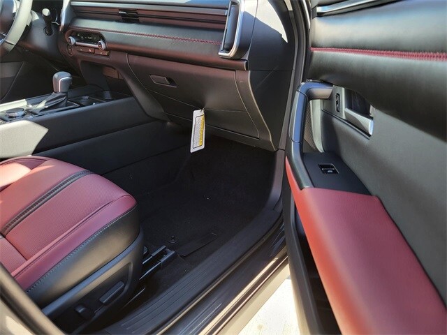 2025 Mazda CX-50 Premium - Photo 8