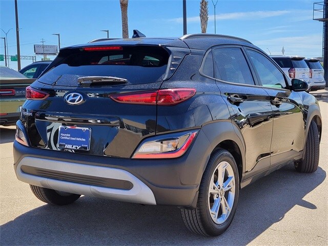 2022 Hyundai Kona SEL photo 4