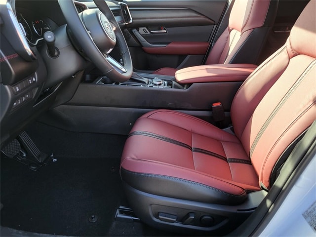 2025 Mazda CX-50 Premium Plus - Photo 18