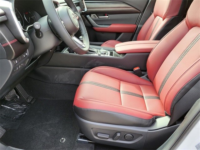 2025 Mazda CX-50 Premium - Photo 18