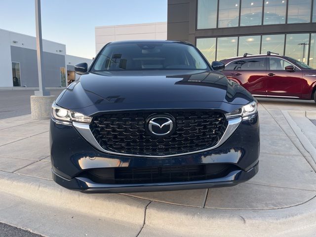 2025 Mazda CX-5 2.5 S Preferred photo 2