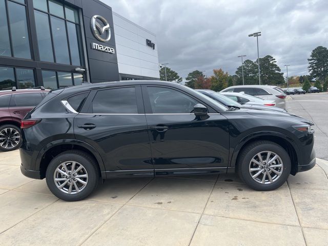2025 Mazda CX-5 2.5 S Preferred photo 3