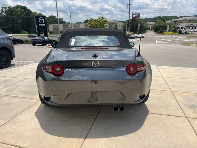 2025 Mazda MX-5 Miata Miata Grand Touring photo 4