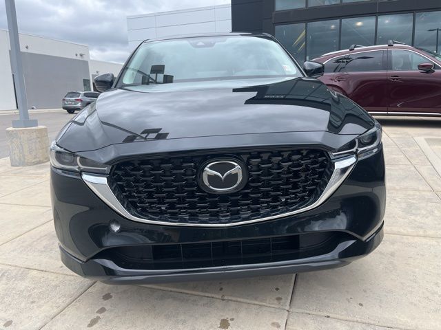 2025 Mazda CX-5 2.5 S Preferred photo 2