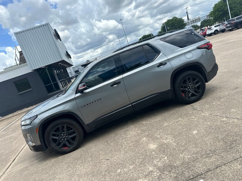 Used 2023 Chevrolet Traverse Premier SUV