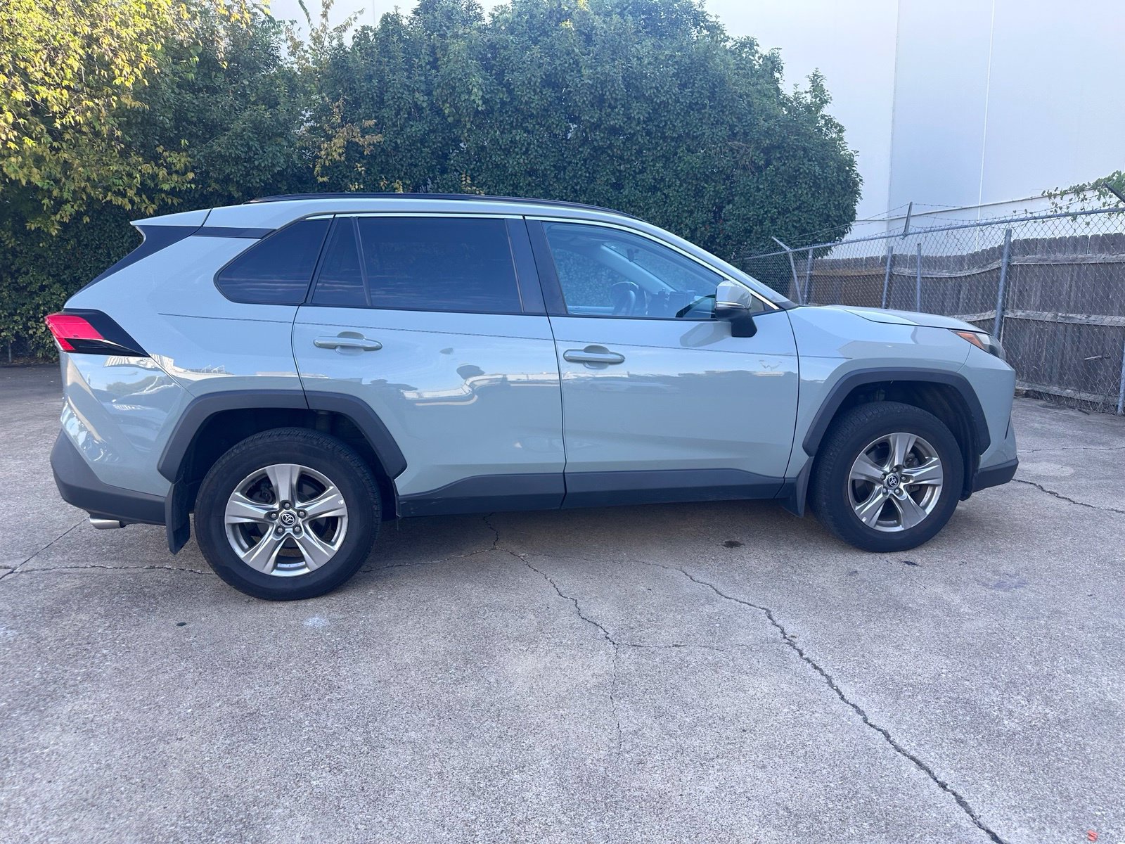 Used 2022 Toyota RAV4 XLE SUV
