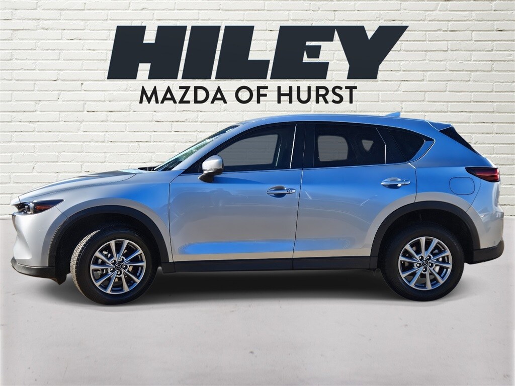 2022 Mazda CX-5 2.5 S Preferred photo 3