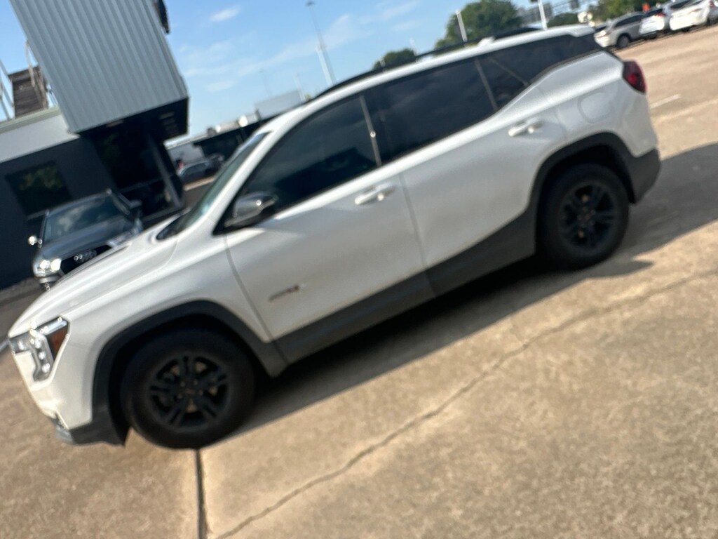 Used 2022 GMC Terrain AT4 SUV