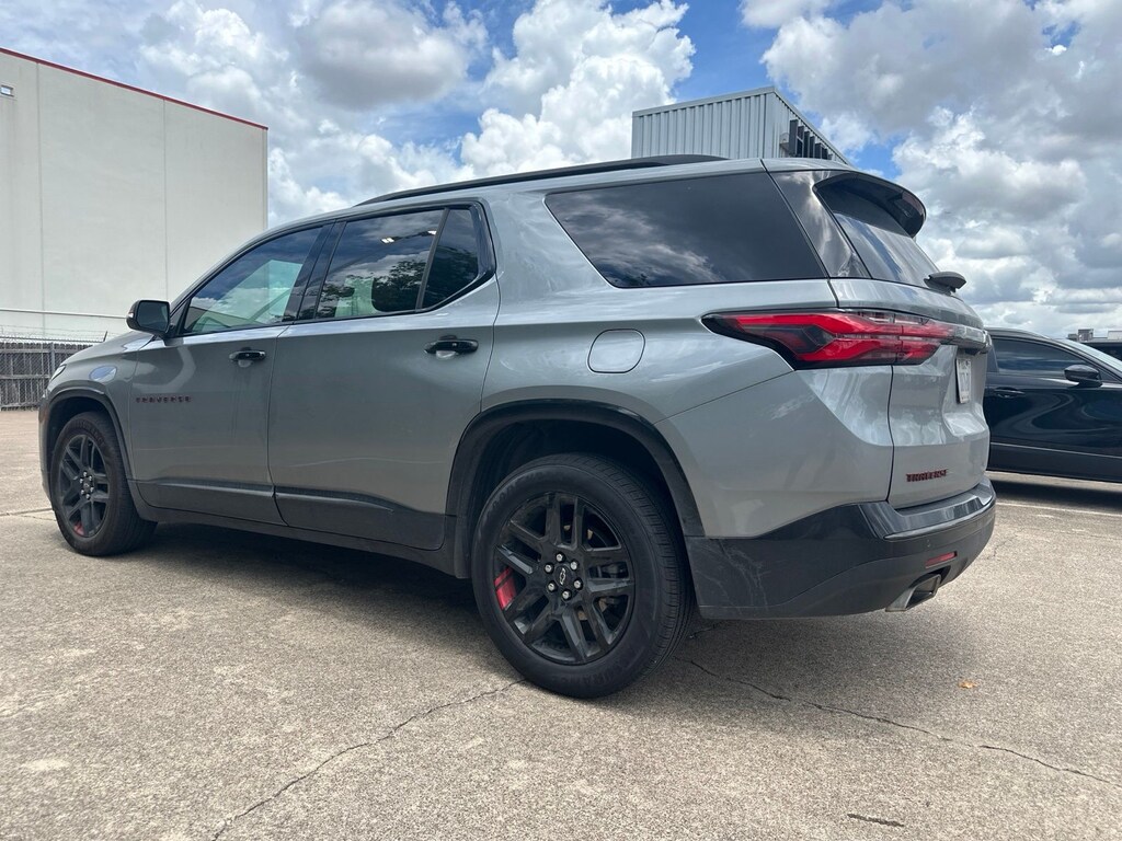 Used 2023 Chevrolet Traverse Premier SUV