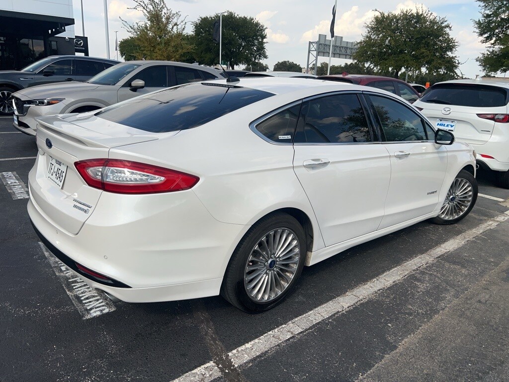 2013 Ford Fusion Titanium Hybrid photo 2