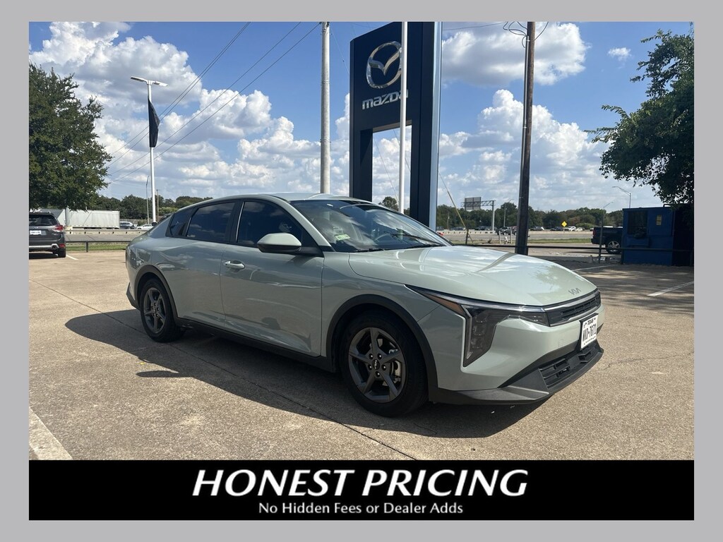 Used 2025 Kia K4 LXS Sedan