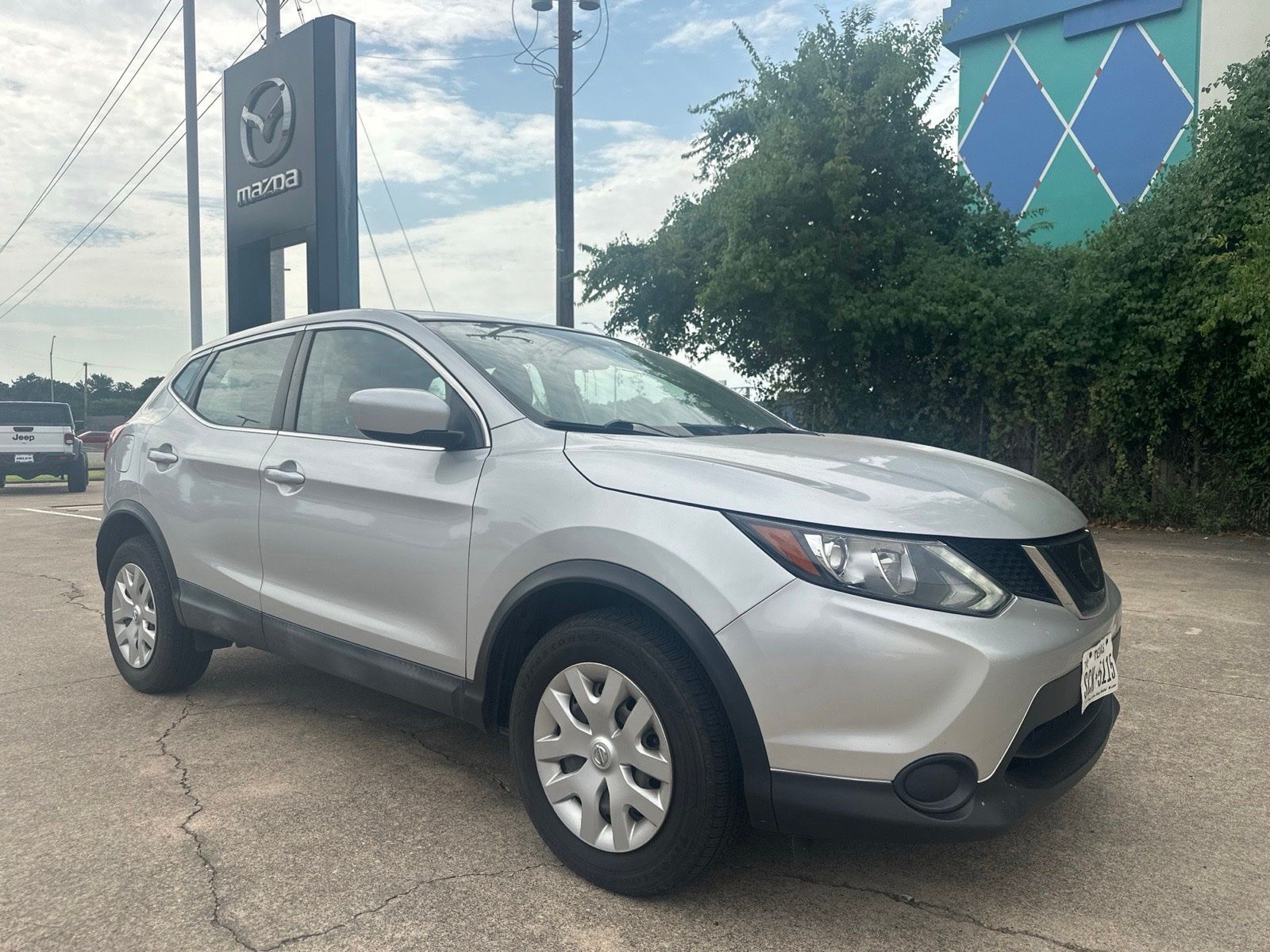 Used 2019 Nissan Rogue Sport S with VIN JN1BJ1CR2KW335351 for sale in Arlington, TX