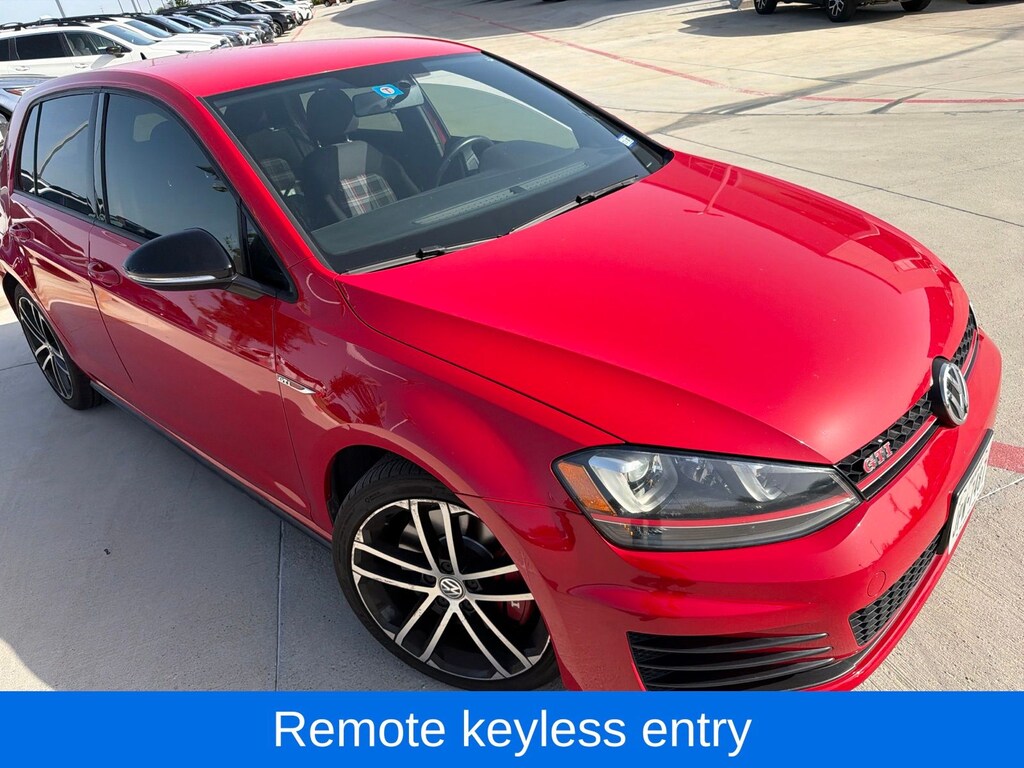 Used 2017 Volkswagen Golf GTI SE Hatchback