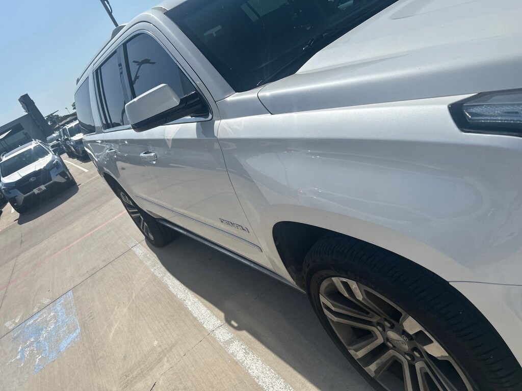 Used 2017 GMC Yukon XL Denali SUV