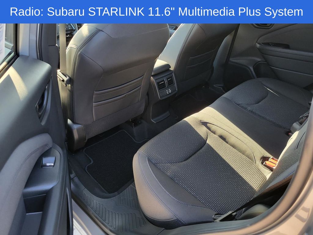 2025 Subaru Forester Premium photo 4