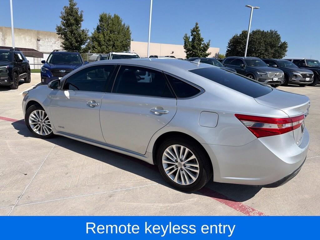 Used 2013 Toyota Avalon Hybrid Limited Sedan