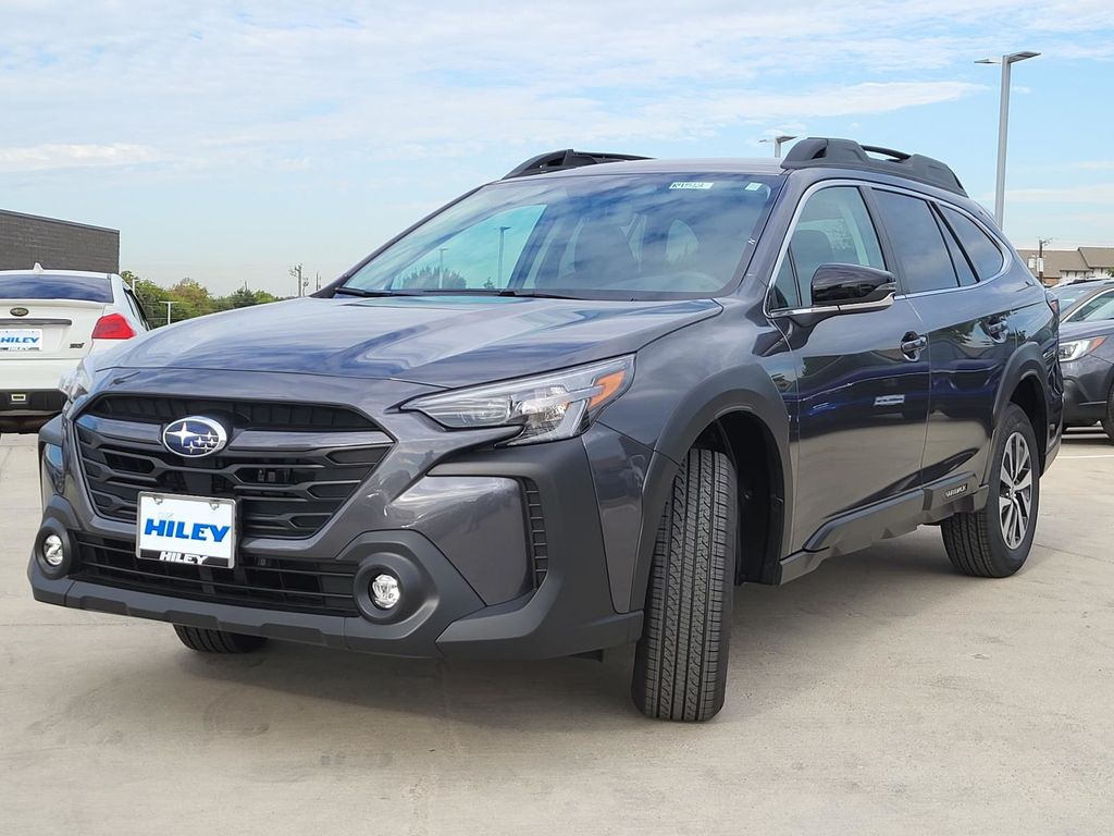 2025 Subaru Outback Premium photo 2
