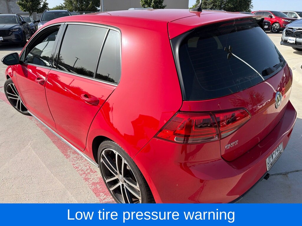 Used 2017 Volkswagen Golf GTI SE Hatchback