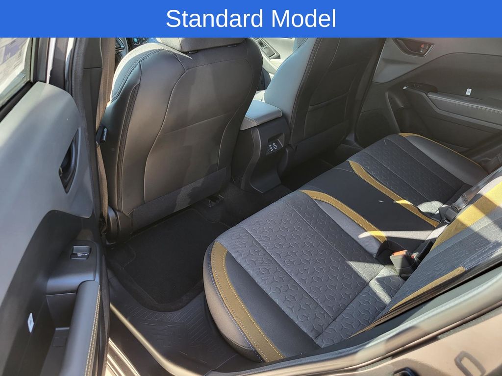 2025 Subaru Crosstrek Sport photo 2