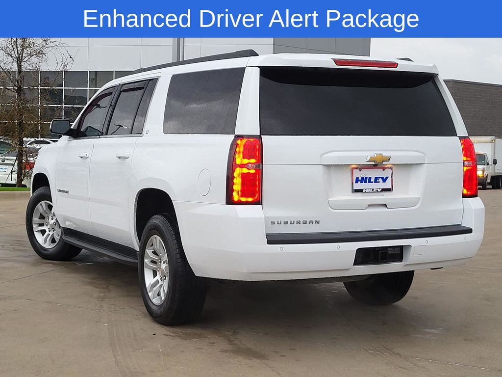 2019 Chevrolet Suburban LT photo 3