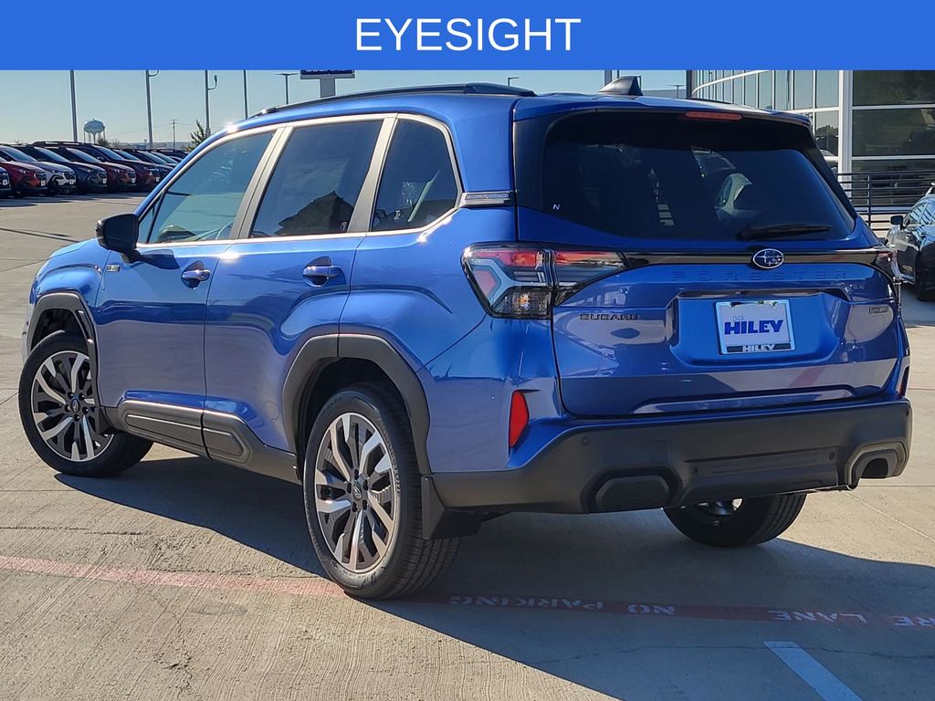 2025 Subaru Forester Touring photo 2