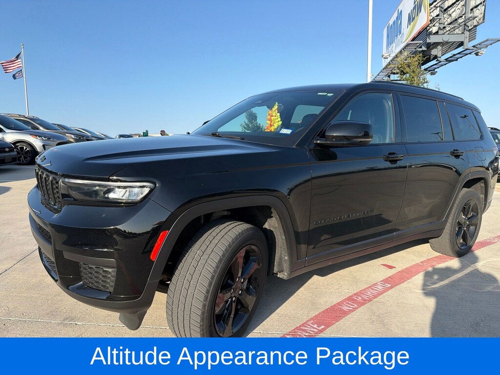 Used 2023 Jeep Grand Cherokee L Altitude SUV