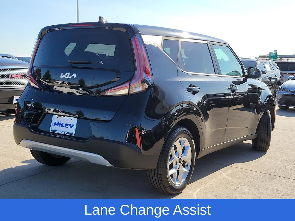 Used 2024 Kia Soul LX Hatchback