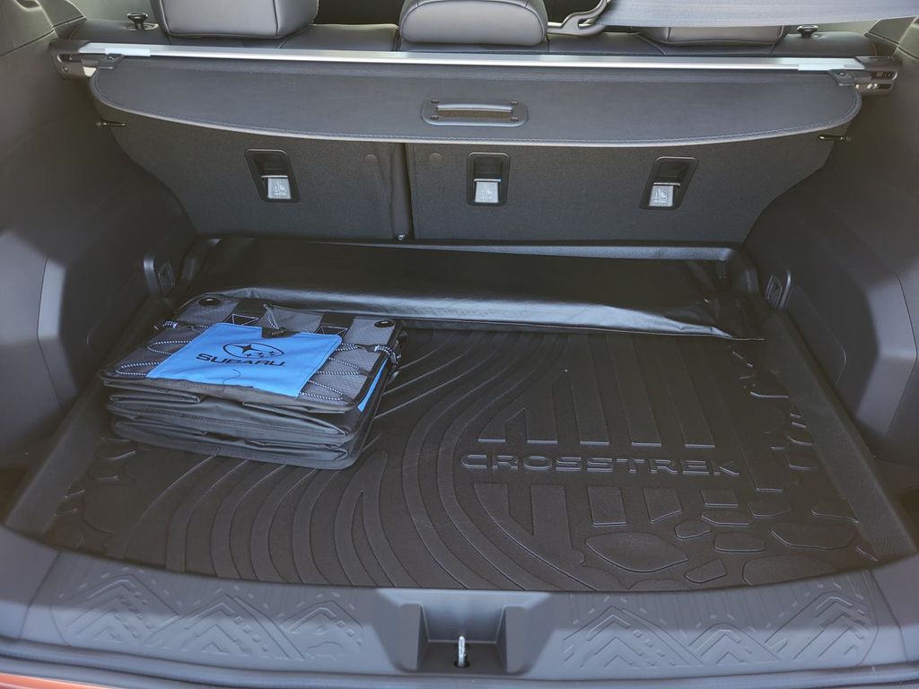 2025 Subaru Crosstrek Limited photo 4