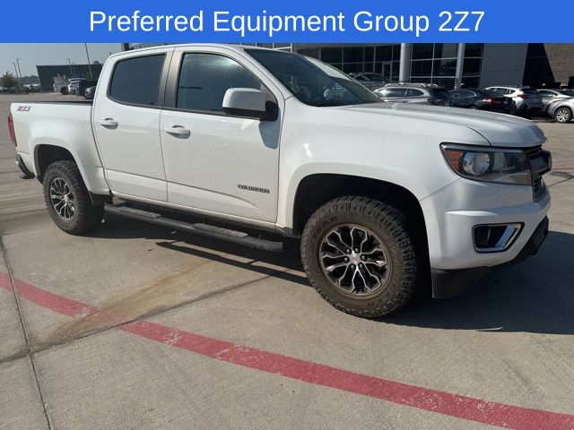 2018 Chevrolet Colorado Z71 photo 2